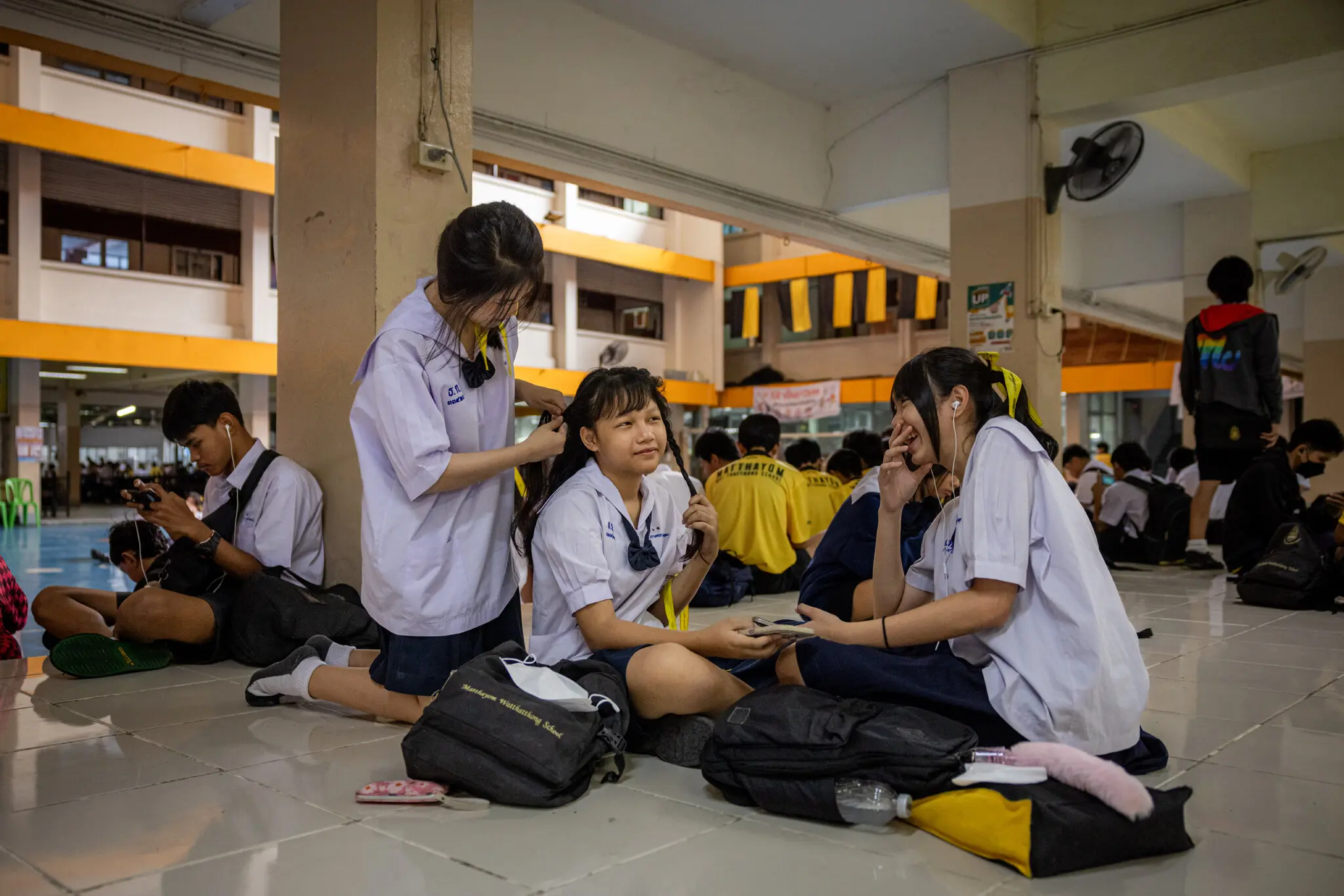 Чому тайські школярі не можуть «відпустити волосся»: норми, приниження й реформи